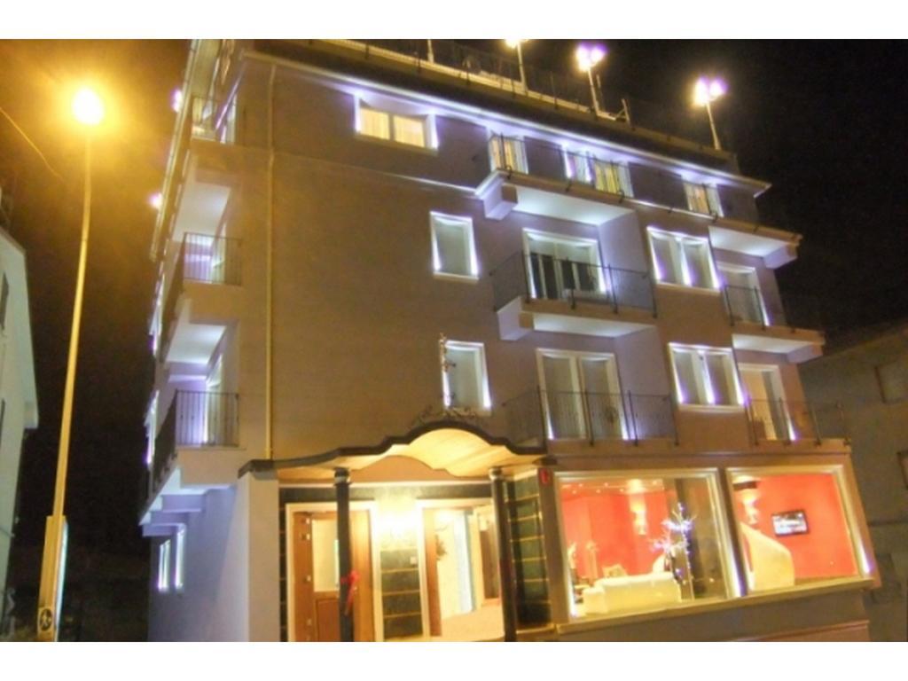 Hotel La Rosa Dei Venti Monte San Giusto Exterior photo